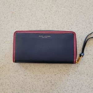 Marc Jacobs wallet